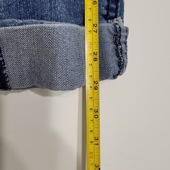 Women's Y2K Rue21 Blue Studded Cropped 3/4 Jeans Gem Pockets Classic Denim 1/2 - Picture 7 of 10